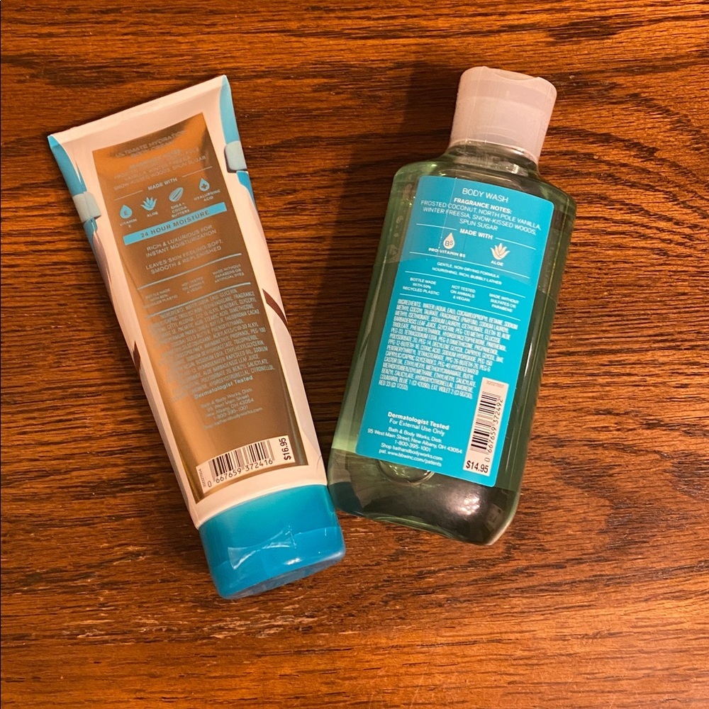 Bath & Body Works Frosted Coconut Snowball set - Picture 2 of 3